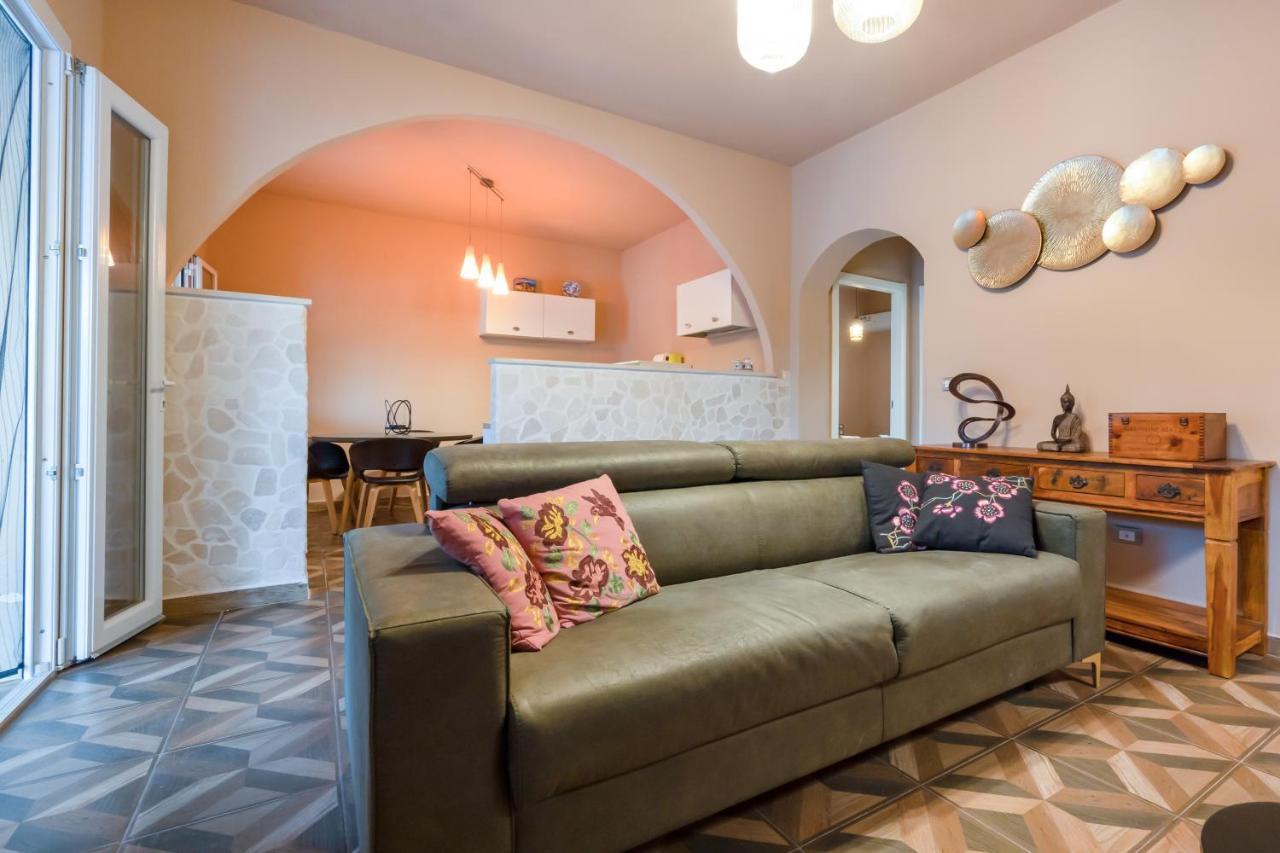 La Fenice Bed And Relax With Swimming Pool Ostuni Exterior foto